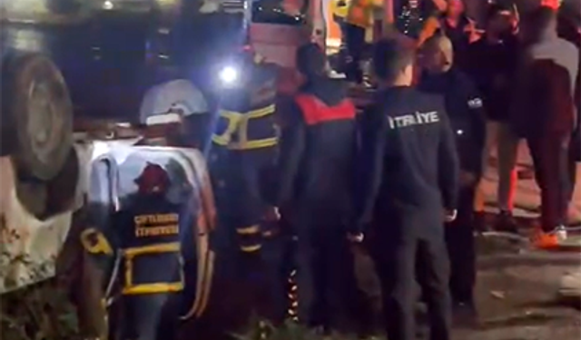 Yalova'da otomobil takla attı: 2 yaralı