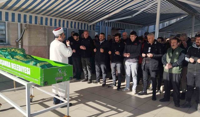 Yangında hayatını kaybeden vatandaş defnedildi