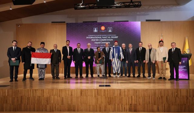 Yaşar Bayar'a anlamlı ödül