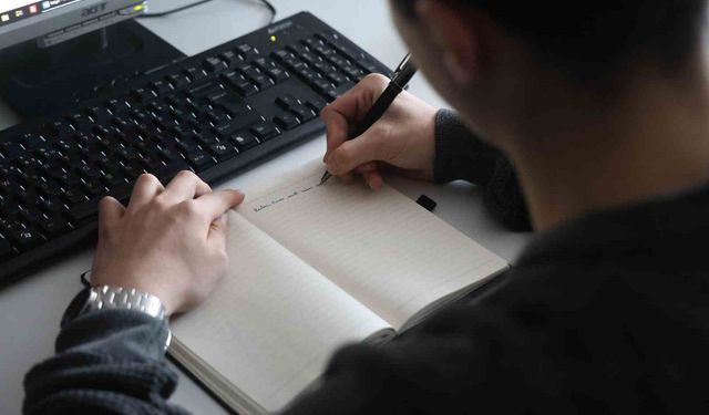 Yeni nesil yazmakta zorlanıyor