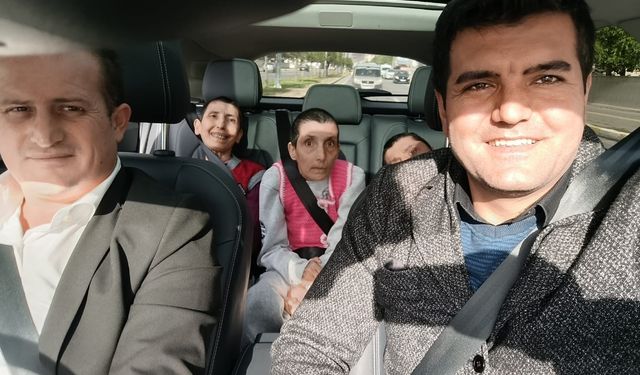 Yerli ve milli otomobile binmek isteyen üç engelli kardeşin isteği karşılıksız kalmadı