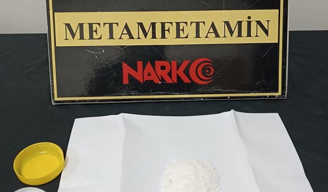 Yol uygulamasında uyuşturucu ele geçirildi