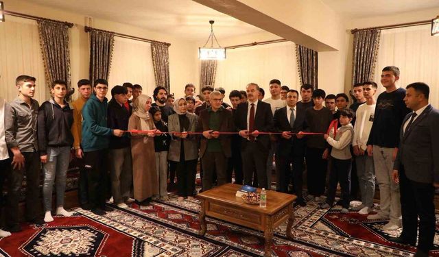 Yunus Emre Anadolu Lisesi Pansiyonu'nda 'İbrahim Eroğlu Erdem-Değer-Eylem Salonu' açıldı