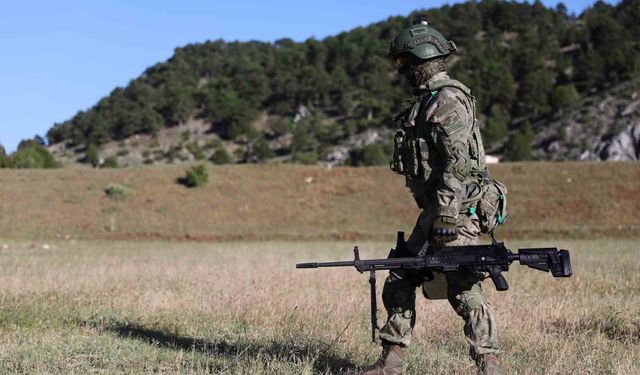Zorlu testleri geçen 'modern makineli tüfek' seri üretime hazır