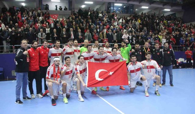 A Milli Erkek Hentbol Takımı, Bulgaristan'ı 38-29 mağlup etti