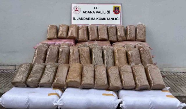 Adana'da bin 140 kilogram kaçak tütün ele geçirildi
