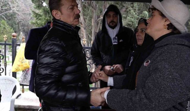 Ahmet Minguzzi ölüm yıl dönümünde kabri başında anıldı