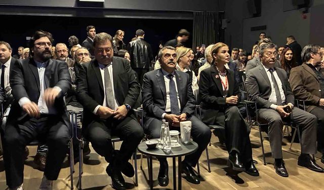 'Ailem' dizisinin ikinci sezonu Bakan Tekin ve Bakan Göktaş'ın katılımıyla tanıtıldı