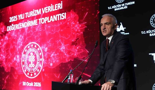 Bakan Ersoy: '2025 turizm geliri 65,2 milyar dolar'