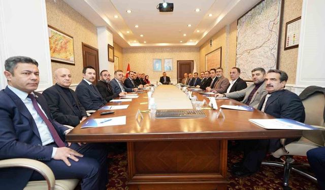 Başkan Özakalın, il istihdam ve mesleki eğitim kurulu toplantısına katıldı