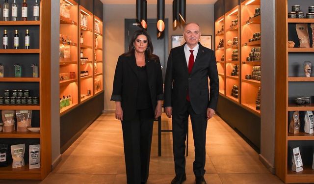 Başkan Özlü Sarıeroğlu'nu ağırladı