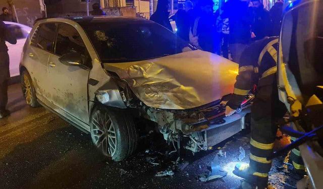 Batman'da trafik kazası güvenlik kamerasına yansıdı