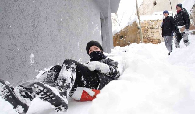 Bayburt'ta eğitime kar engeli: Okullar 1 gün tatil edildi