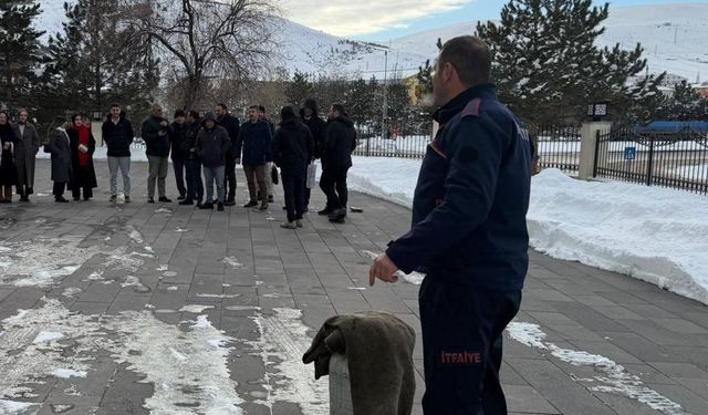 Bayburt'ta yangın eğitimleri sürüyor