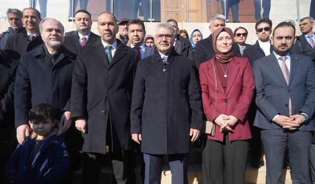 Bingöl'e atanan Vali Cahit Çelik'e duygusal veda