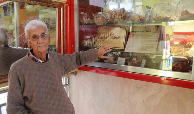 Bir yumurta ile başladığı biyoloji merakını müzeye dönüştürdü