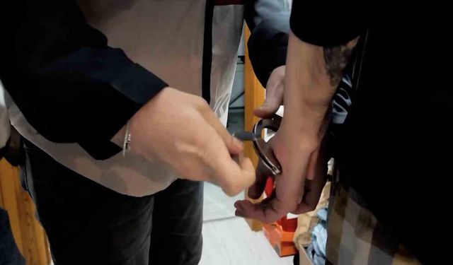 Çanakkale'de fuhuş operasyonu: 6 şüpheli yakalandı, 8 mağdur kurtarıldı