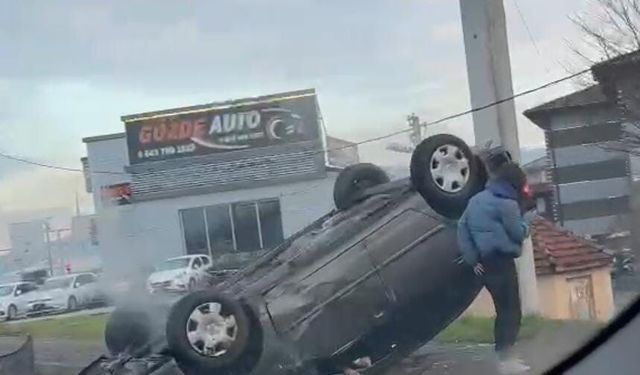 Çaycuma'da otomobil takla attı