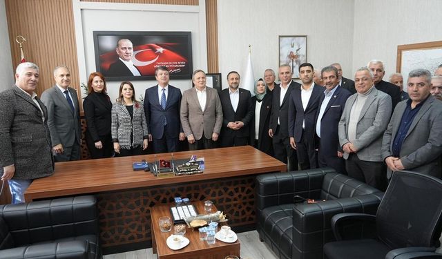 CHP heyeti, 6 Şubat anmaları öncesinde Adıyaman'da incelemeler yaptı