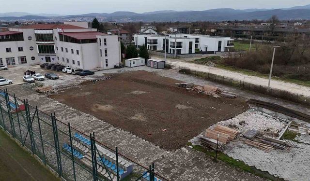 Düzce Belediyesi'nin spor yatırımları hız kesmiyor