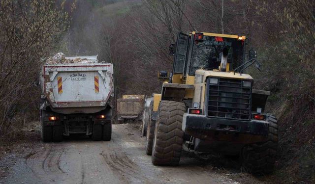 Erdemli Köyü'nde heyelana hızlı müdahale