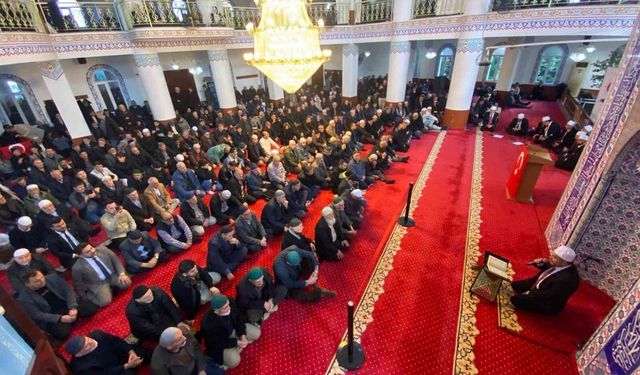 İzmir'de '1001 Hatim' duası yapıldı