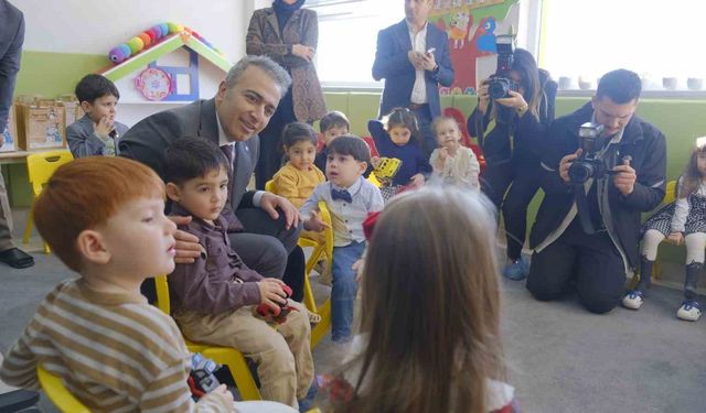 Karaman'da 49 bin 103 öğrenci karne heyecanı yaşadı