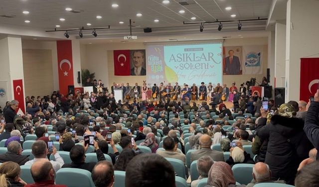 Kayseri'de ozanlar kulakların pasını sildi