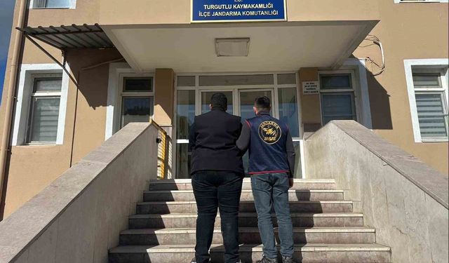 Kesinleşmiş 43 yıl 8 ay hapis cezasıyla aranan şahıs yakalandı