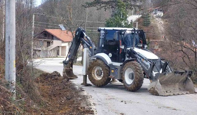 Köylerde alt yapı ve drenaj çalışmaları sürüyor