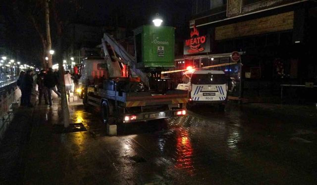 Malatya'da 6 katlı binanın istinat duvarı çöktü