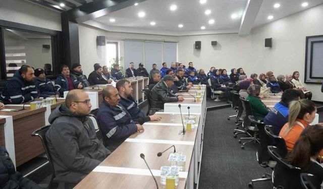 Niğde Belediyesi personeline 'sanal kumar' farkındalık eğitimi