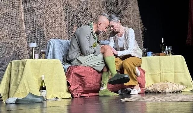 'Seçmen Lazım', 'Şebbaz' ve 'Kadınlık Bizde Kalsın' Türkiye turnesine çıkıyor