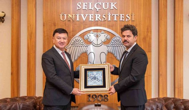 Selçuk Üniversitesi ile Zarmed Üniversitesi iş birliğini güçlendiriyor