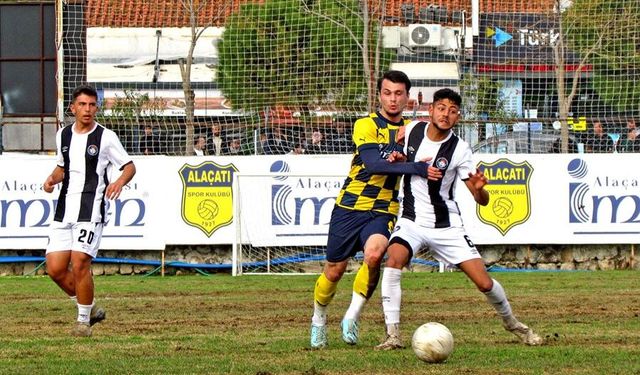 Süper Amatör'de Yerel Derbi Berabere Bitti: Alaçatıspor - Çeşme Belediyespor 2-2