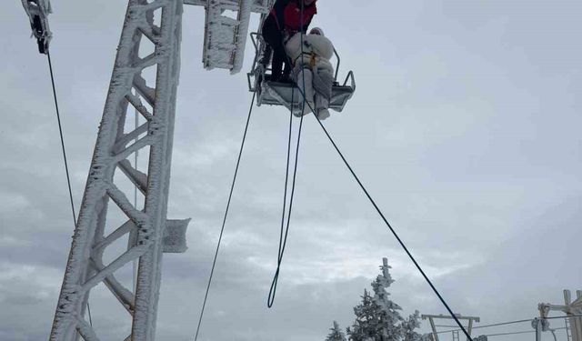 Uludağ'da telesiyej arızası: 40 tatilci mahsur kaldı