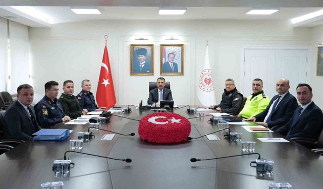Vali Hacıbektaşoğlu başkanlığında güvenlik toplantısı yapıldı