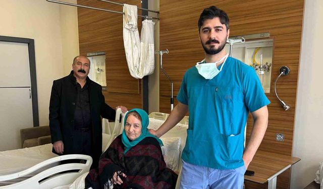 Van'da yüksek riskli hasta başarılı ameliyatla sağlığına kavuştu