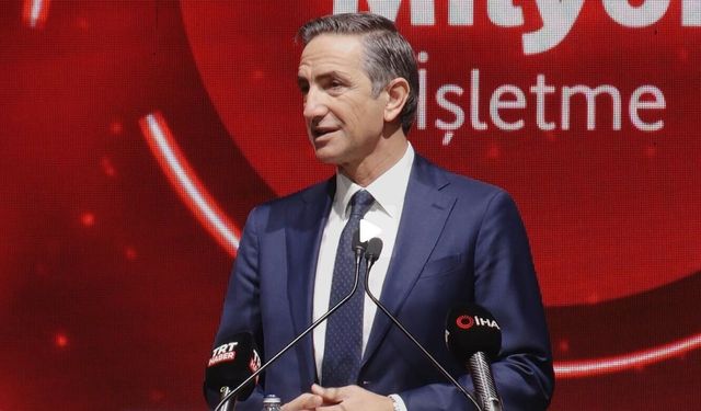 Vodafone Türkiye CEO'su Aksoy: '1 Nisan itibarıyla 5G'yi müşterilerimize ulaştıracağız'