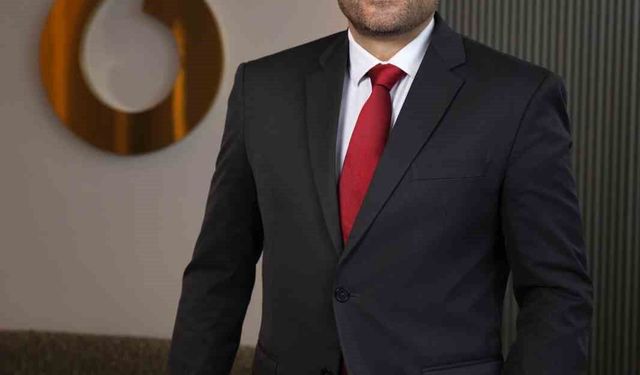 Vodafone'dan 5G yolunda fiber optik omurga şebeke operasyonlarında yapay zekalı yeni adım