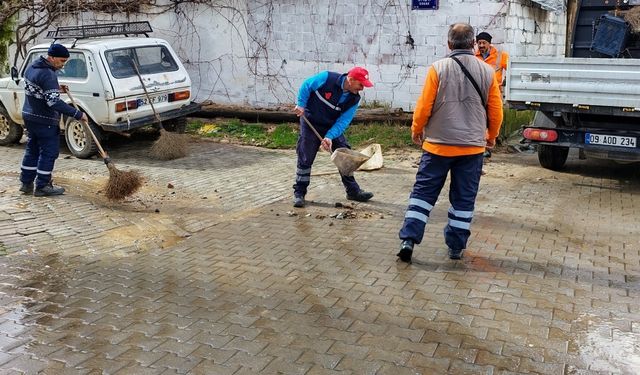 Yoğun yaşın ardından belediye ekipleri sahada