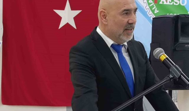 Aliağa Esnaf ve Sanatkârlar Odası'nın yeni başkanı İsa Özbek oldu