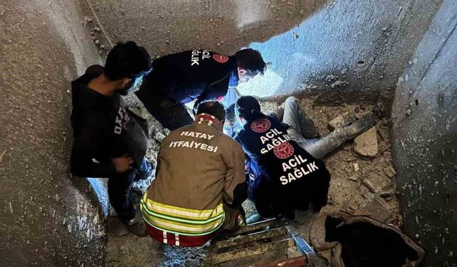 Antakya'da asansör boşluğuna düşen işçi yaralandı