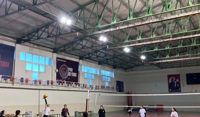 Bilecik'te voleybol branşında altyapı çalışmaları devam ediyor