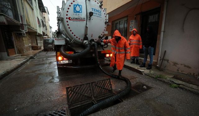 İzmir'de 187 su baskını ihbarına müdahale edildi