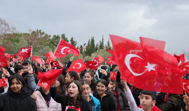İzmir'de eğitimde ikinci dönem 'kırmızı-beyaz' başladı