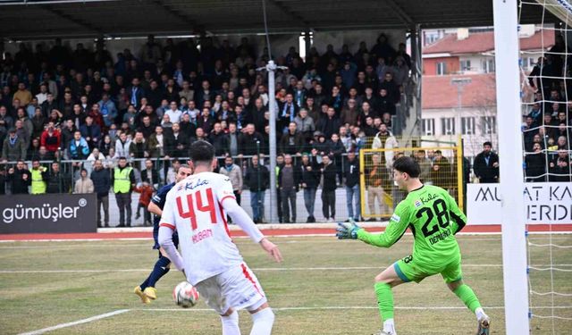 Kütahyaspor, Balıkesirspor'u 2-1 mağlup etti