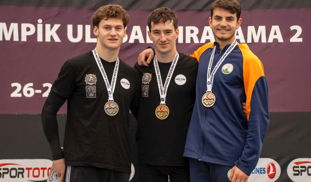 Osmangazi Belediyesporlu Arda Meriç'ten bronz madalya