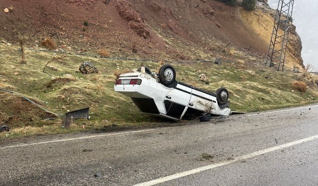 Otomobil takla attı: 2 yaralı