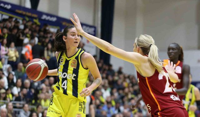 Pota ve filedeki derbilerde Fenerbahçe'den çifte zafer